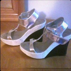 Pierre Dumas Shoes - 💿Pierre Dumas 💿 Wedges Pierre Dumas Shoes - 💿Pierre Dumas 💿 Wedges